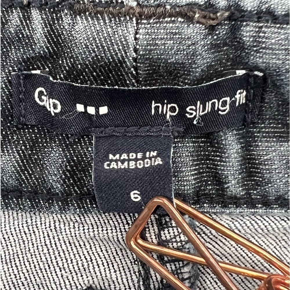 GAP Hip Slung Fit Flare Jeans Size 6 Women’s - Picture 2 of 5